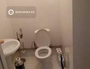 3-комнатная квартира, этаж 5 из 12, 70 м², На длительный срок, миниатюра 7