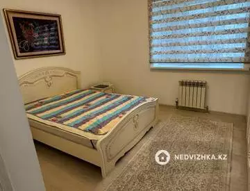 3-комнатная квартира, этаж 5 из 12, 70 м², На длительный срок, миниатюра 4