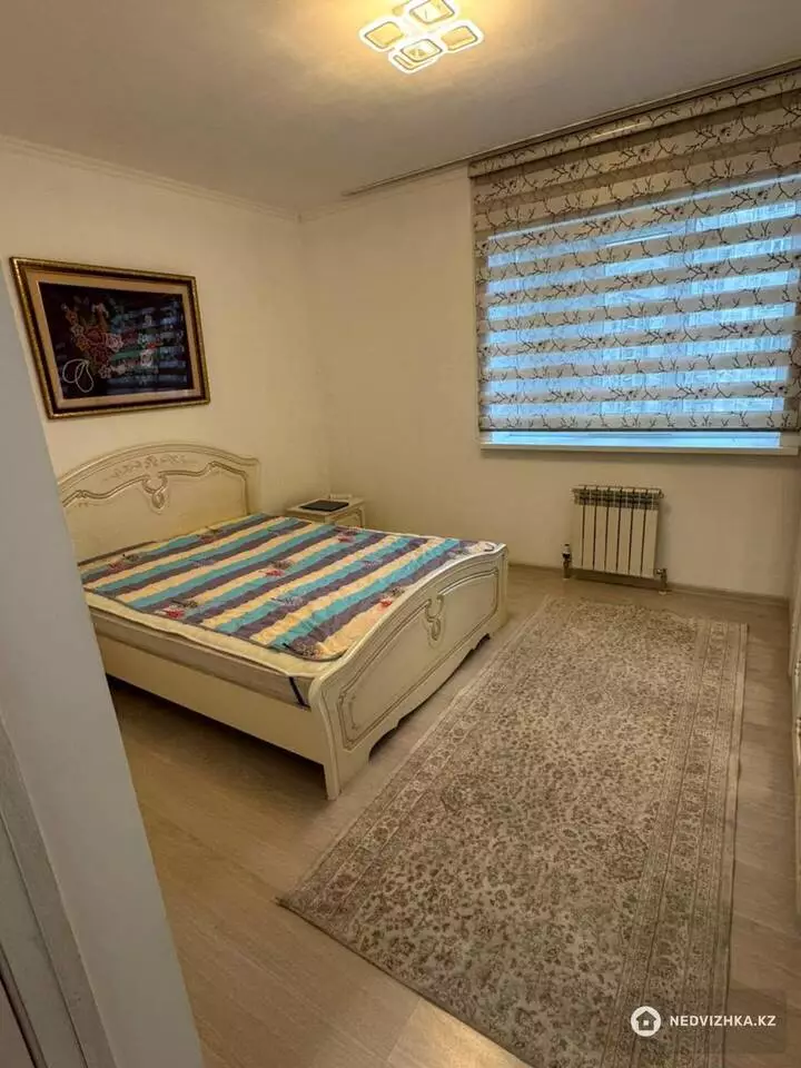 3-комнатная квартира, этаж 5 из 12, 70 м², На длительный срок, фотография 4