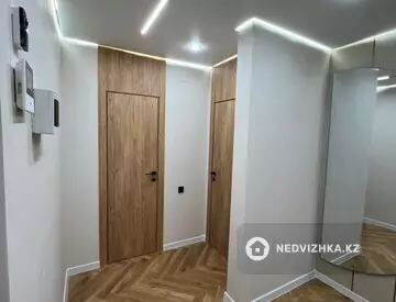 2-комнатная квартира, этаж 3 из 9, 54 м²