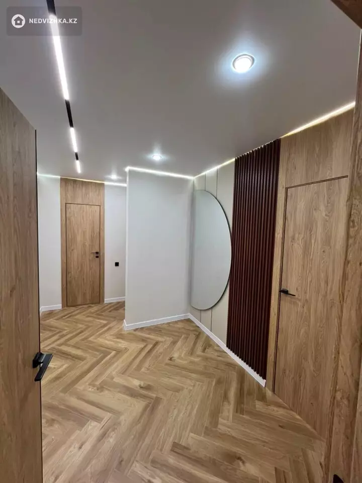 2-комнатная квартира, этаж 3 из 9, 54 м², фотография 5
