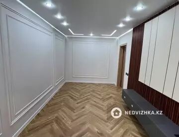 2-комнатная квартира, этаж 3 из 9, 54 м², миниатюра 6