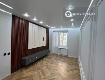 2-комнатная квартира, этаж 3 из 9, 54 м²