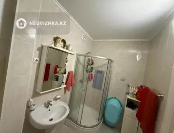 2-комнатная квартира, этаж 4 из 5, 58 м², миниатюра 10