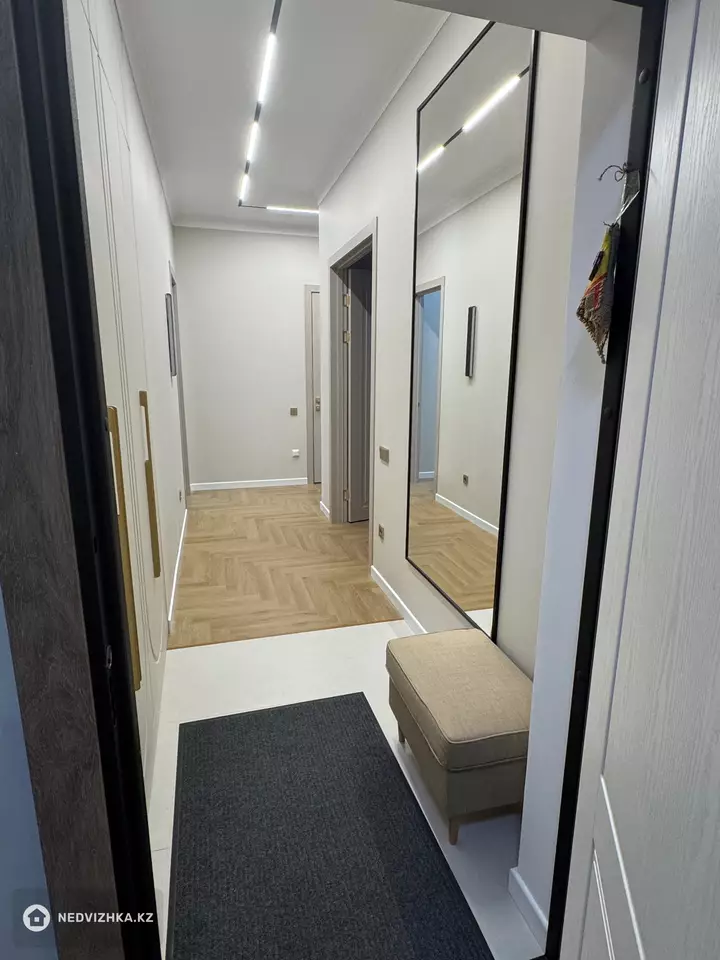 3-комнатная квартира, этаж 9 из 17, 75 м², фотография 5