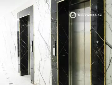 1-комнатная квартира, этаж 7 из 14, 43 м², миниатюра 3