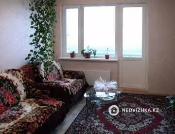 3-комнатная квартира, этаж 9 из 9, 92 м²