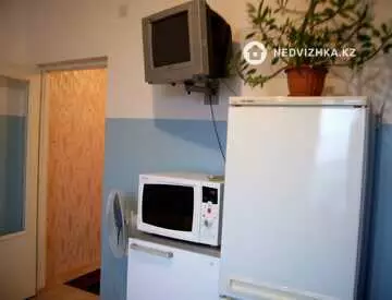 3-комнатная квартира, этаж 9 из 9, 92 м², миниатюра 7