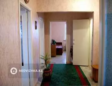 3-комнатная квартира, этаж 9 из 9, 92 м², миниатюра 10