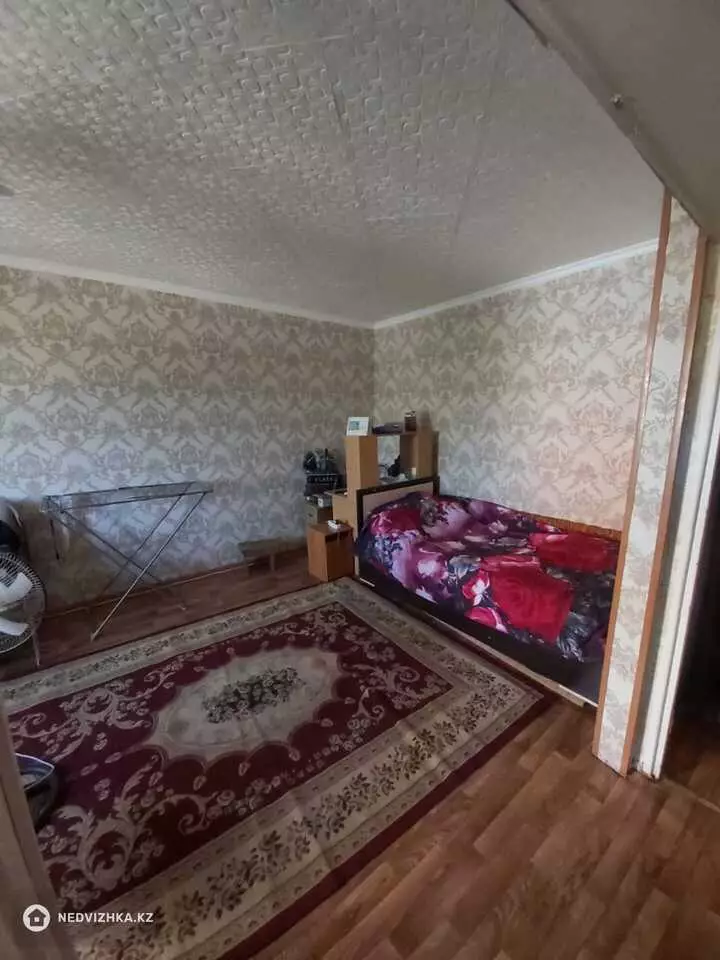 2-комнатная квартира, этаж 4 из 5, 44 м², фотография 5