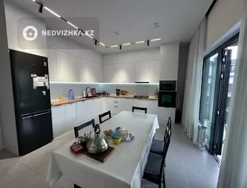 4-бөлмелі үй, 6 соттық, 180 м², 1-нобай