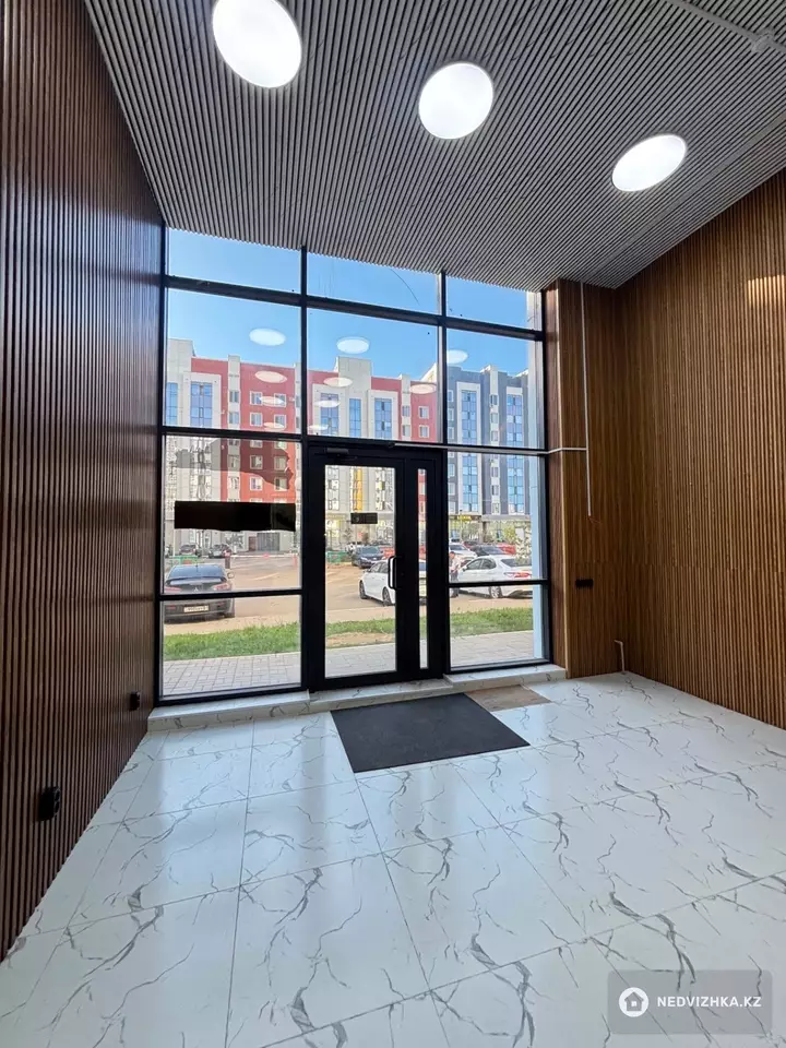 Офис, Магазин и др., этаж 1 из 9, 190 м², На длительный срок, фотография 2
