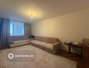 3-комнатная квартира, этаж 6 из 10, 83 м², миниатюра 12
