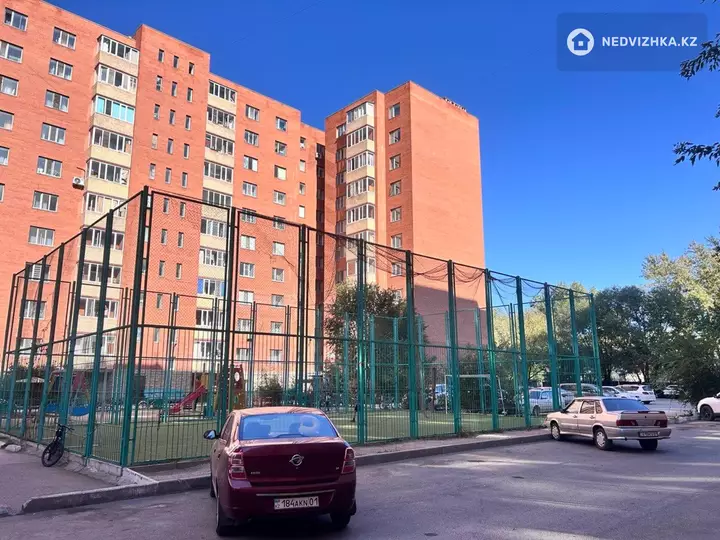 3-комнатная квартира, этаж 6 из 10, 83 м²