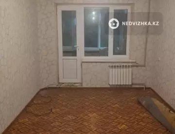 3-комнатная квартира, этаж 3 из 5, 60 м², На длительный срок