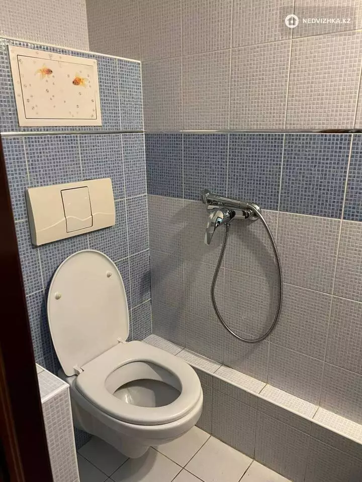 3-комнатная квартира, этаж 5 из 5, 68 м², На длительный срок, фотография 5