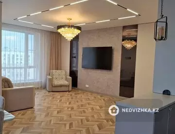 4-комнатная квартира, этаж 6 из 17, 135 м²