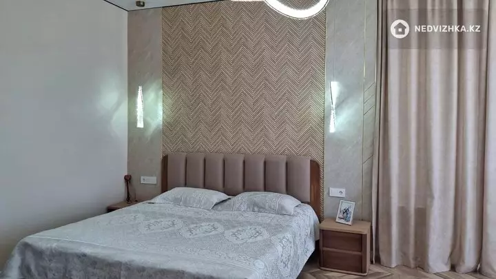 4-комнатная квартира, этаж 6 из 17, 135 м², фотография 5