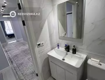 3-комнатная квартира, этаж 13 из 20, 102 м², Посуточно