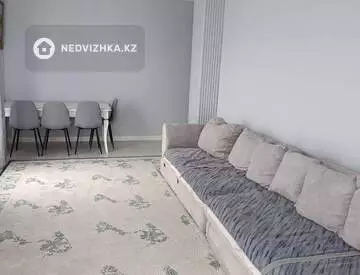 3-комнатная квартира, этаж 13 из 20, 102 м², Посуточно