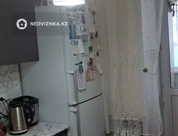 2-комнатная квартира, этаж 1 из 10, 48 м²