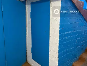 2-комнатная квартира, этаж 1 из 10, 48 м², миниатюра 10