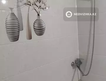 1-комнатная квартира, этаж 10 из 12, 37 м²