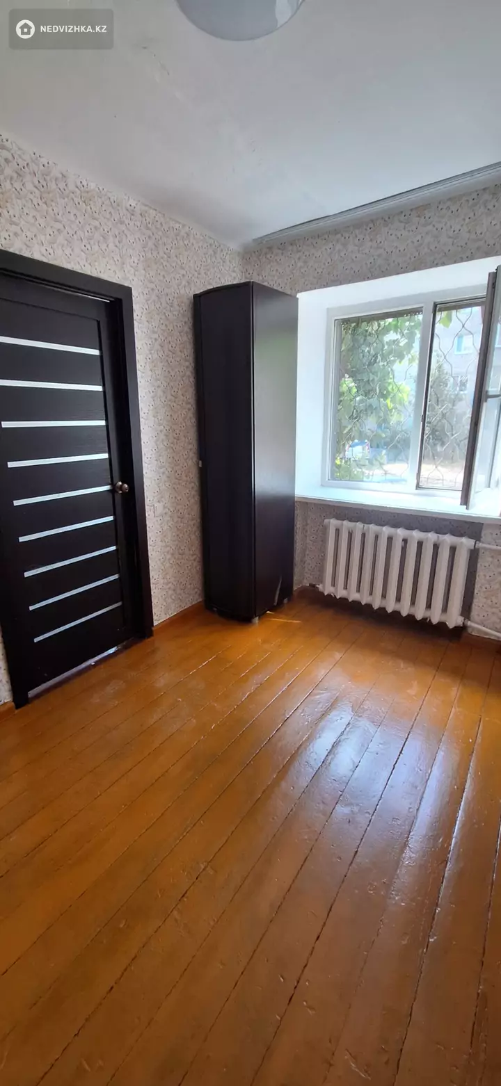 2-комнатная квартира, этаж 1 из 5, 41 м², На длительный срок, фотография 3