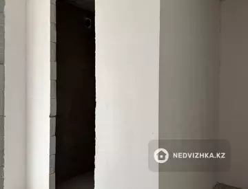 2-комнатная квартира, этаж 6 из 12, 64 м², миниатюра 6