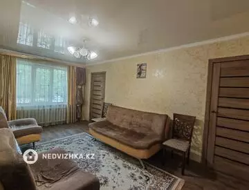 4-комнатная квартира, этаж 1 из 5, 56 м²