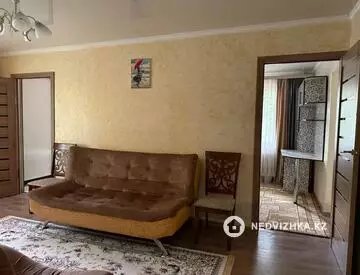 4-комнатная квартира, этаж 1 из 5, 56 м², миниатюра 6