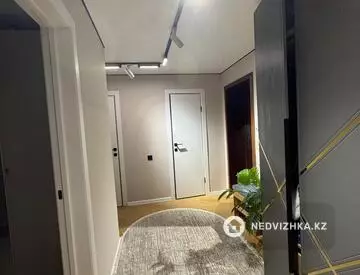 2-комнатная квартира, этаж 1 из 3, 60 м²