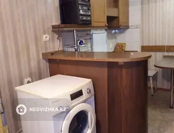 1-комнатная часть дома, 90 соток, 45 м², На длительный срок