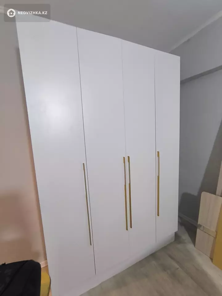 1-комнатная квартира, этаж 3 из 5, 39 м², На длительный срок, фотография 2