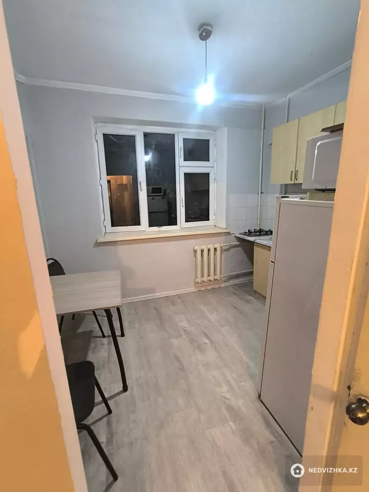 1-комнатная квартира, этаж 3 из 5, 39 м², На длительный срок, фотография 5