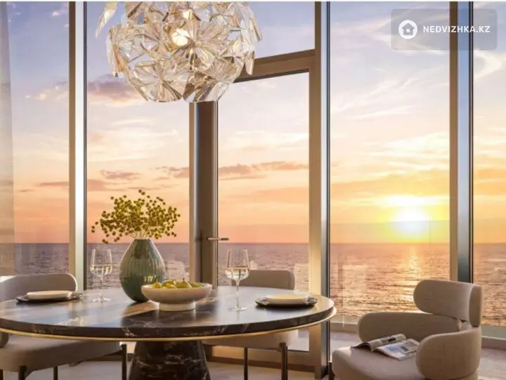 10-комнатная квартира, этаж 1 из 58, 266 м², фотография 2