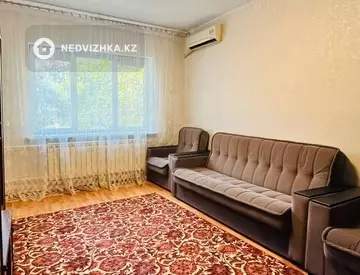 2-комнатная квартира, этаж 3 из 9, 60 м², На длительный срок