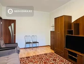 2-комнатная квартира, этаж 3 из 9, 60 м², На длительный срок
