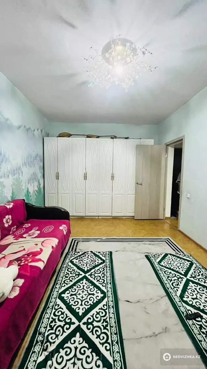 1-комнатная квартира, этаж 3 из 5, 40 м², фотография 3