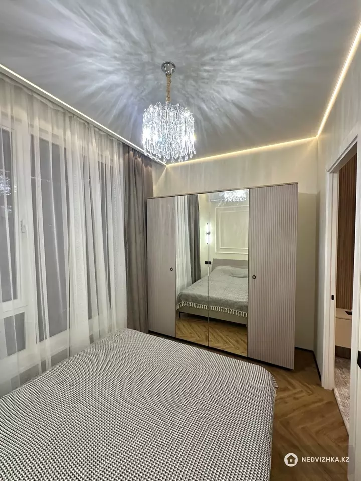 3-комнатная квартира, этаж 2 из 9, 56 м², Посуточно, фотография 2