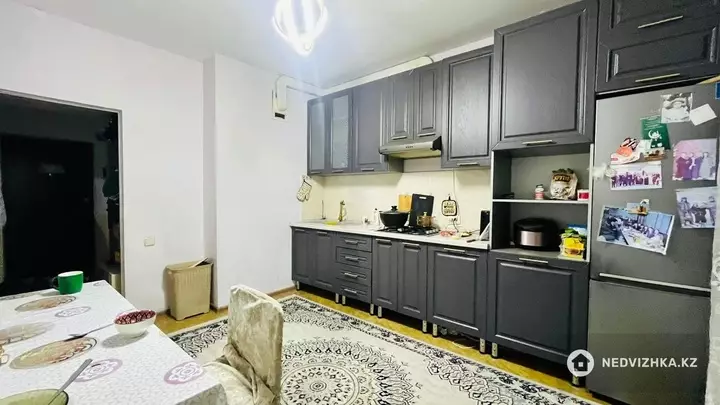 1-комнатная квартира, этаж 3 из 5, 40 м², фотография 2