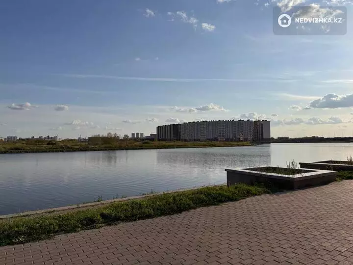 6-комнатная квартира, этаж 8 из 9, 280 м², фотография 3