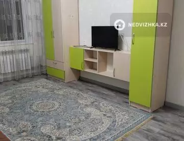 1-комнатная квартира, этаж 4 из 5, 38 м², На длительный срок, миниатюра 9