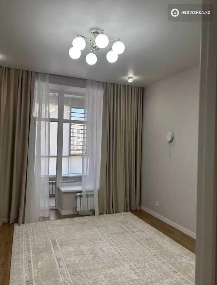 2-комнатная квартира, этаж 5 из 9, 62 м², фотография 2