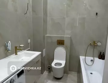 2-комнатная квартира, этаж 5 из 9, 62 м², миниатюра 5
