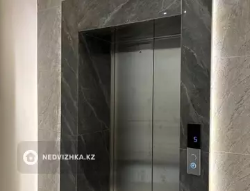 2-комнатная квартира, этаж 5 из 9, 62 м², миниатюра 9