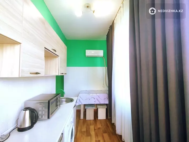 1-комнатная квартира, этаж 5 из 9, 30 м², Посуточно, фотография 3