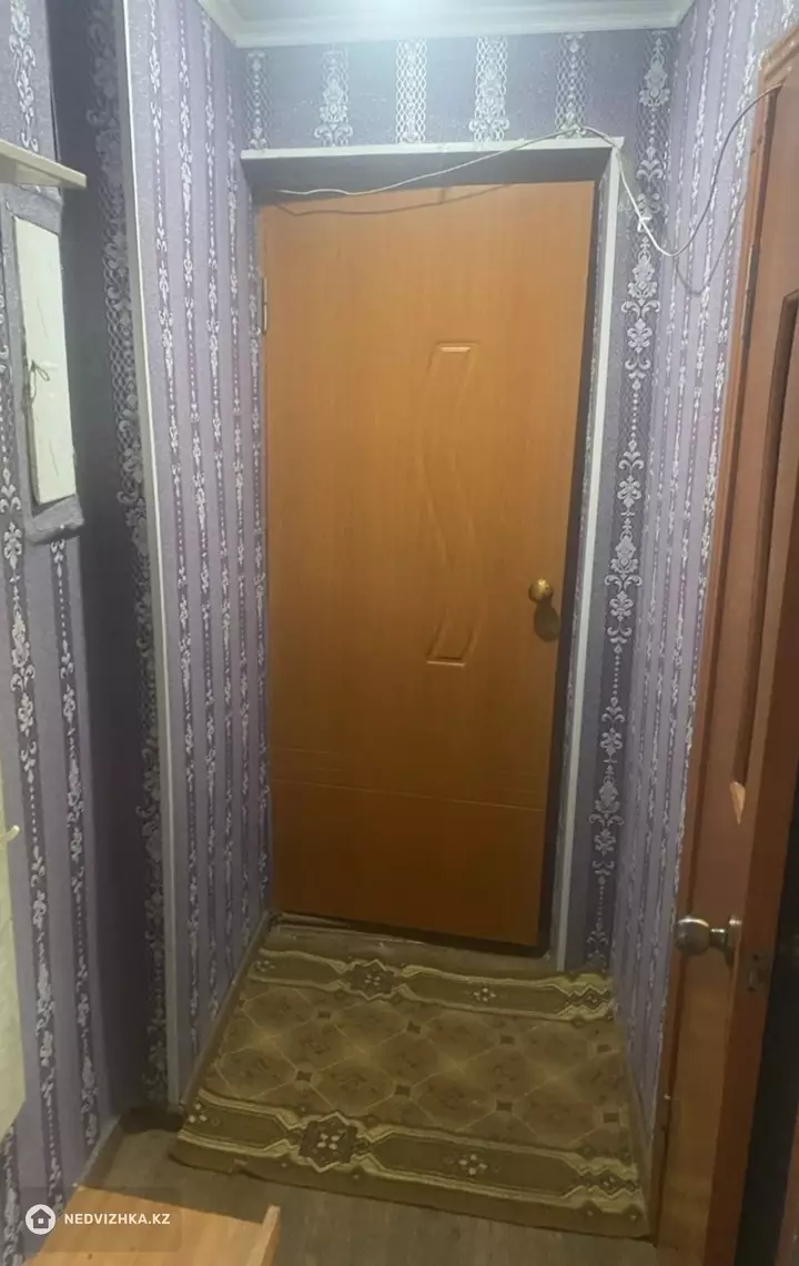 1-комнатная квартира, этаж 3 из 9, 40 м², фотография 2