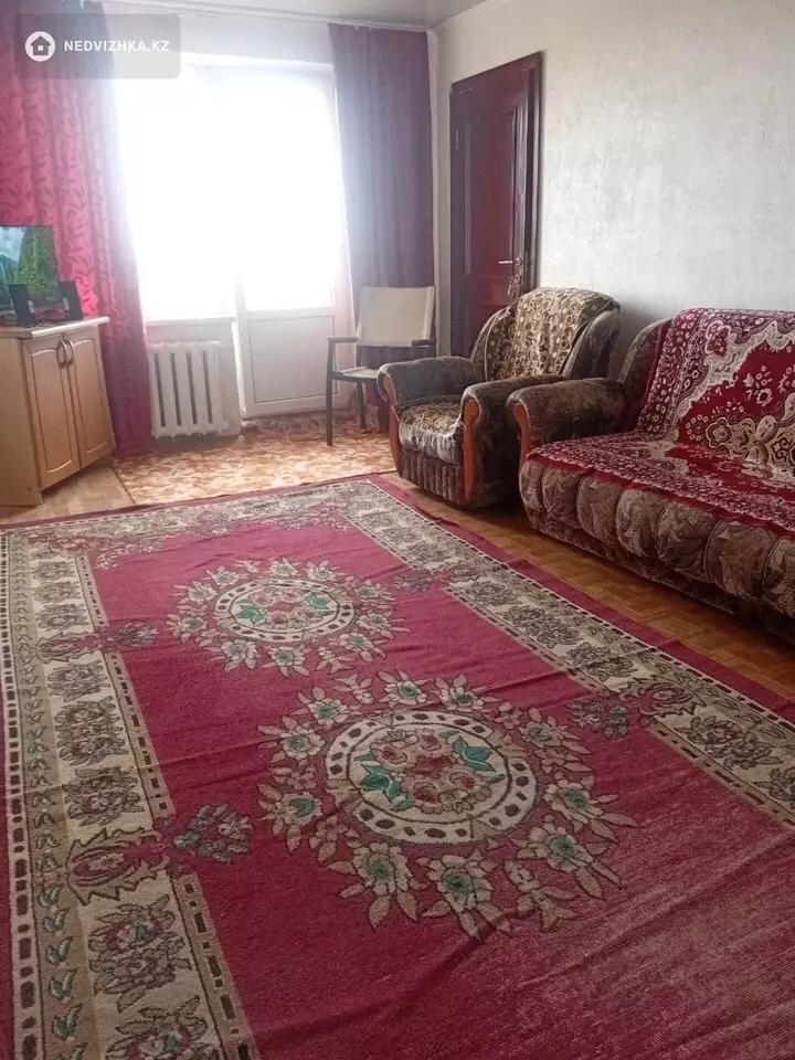 2-комнатная квартира, этаж 5 из 5, 48 м², На длительный срок, фотография 2