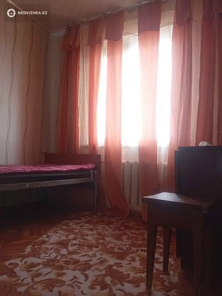 2-комнатная квартира, этаж 5 из 5, 48 м², На длительный срок, фотография 3